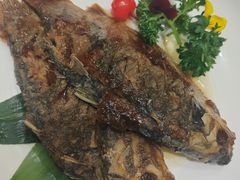 -唐山宴百姓府邸院落中餐