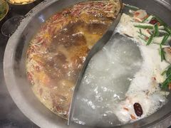 -宽板凳老灶火锅(南礼士路店)
