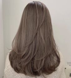 -妃格美发沙龙·烫发·染发