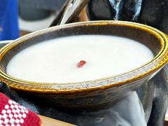 -老牌坊云南鱼豆花火锅(哈西万达店)