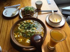 -东家小院金汤酸菜鱼(南阳路店)