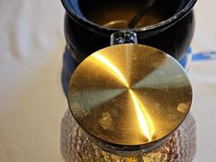 -八府香鸭·啫啫煲(华山路店)