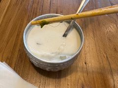 -云阿蛮云南生烫牛肉米线(奉贤路店)