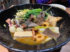 -万记麻辣烫国展总店