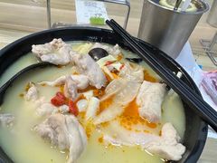 胡椒雞麵-二撇鸡