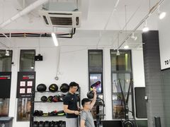 -汗水空间私教健身连锁(SM广场店)