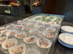 -松山湖凯悦酒店·Café自助餐厅·周末火舞秀表演