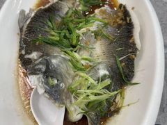 -银峰农庄·特色烧鸡·鲜无花果浸鸡