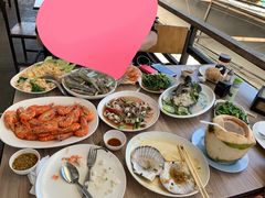 -拉威海鲜市场