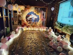 -玩坞轰趴馆·户外团建聚会主题生日派对馆(世豪广场店)