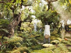 -Chom Cafe and Restaurant