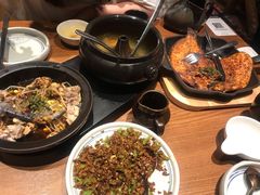 -云海肴·汽锅鸡·云南菜(天山百盛优客店)