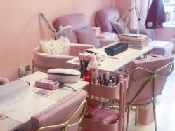 -Pink You美甲美睫纹绣定制中心