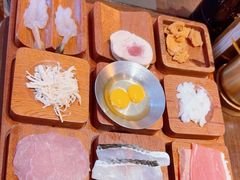 -银米·云南传统过桥米线(双廊黑金冠店)