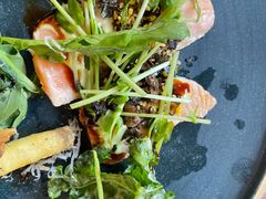 烤三文鱼沙拉-O'mills Sourdough Bakery&Bistro(永嘉路店)