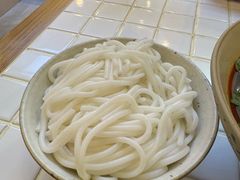 -粉八·云南米线·建水烧烤(常熟路店)