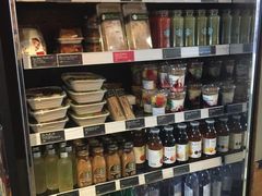 -星巴克(香港国际机场44号闸店)