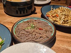 酸辣蕨根粉-耶里夏丽·丝路新疆菜·清真食品(徐汇南丹东路臻选店)