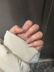 -尤米一站式美甲美睫