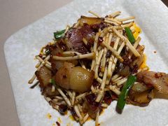 折耳根炒老腊肉-黔香阁·味(花木店)