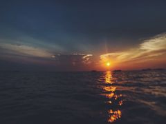 -洞里萨湖