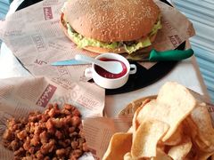 -唐拉雅秀酒店-西锦汇空中BBQ·思创餐厅