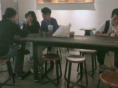 大堂-喜茶(深圳东门1234店)