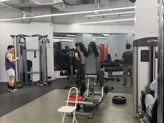 -乐刻运动健身·铁馆(红唐购物中心店)