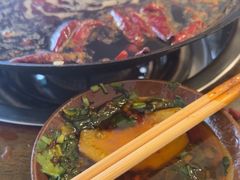 -黄潇洒老火锅(九眼桥宏济巷店)