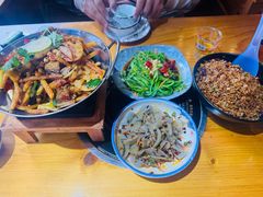 -民食香·腊排骨野生菌美食(木府店)