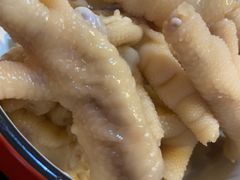 -虾弄弄海派小龙虾·牛羊蝎子火锅