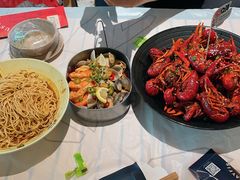-巴厘龙虾·榜首油焖大虾(音乐学院·沿江酒馆店)