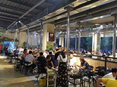 大堂-胡四哥特色火盆烧烤(总店)