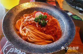 Italian Fresh Tomato Meat Sauce Pasta
