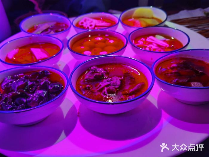 贰麻酒馆(南长街斗酒场店)川西九斗碗图片