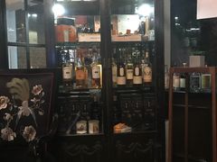 -DM Distiller & Mixologist Whisky Cocktail Bar