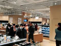 -七鲜超市(瑞虹天地太阳宫店)