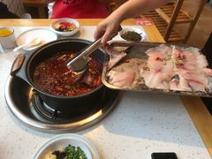-佬缸炮江湖川菜(玉林店)
