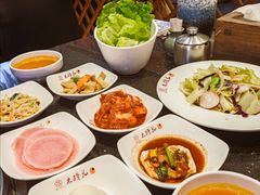 -木槿花韩式炭烤·熟成肉工坊(孙文东路店)