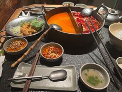 -三出山火锅(南京万象天地店)