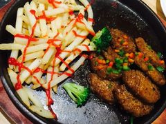 铁板牛排-朵朵开素食餐厅(后宰门街店)