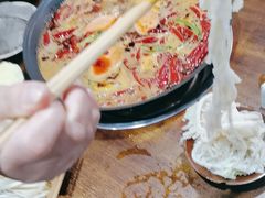 -黄潇洒老火锅(九眼桥宏济巷店)