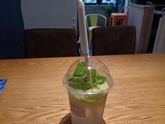 柠檬气泡-WOW coffee