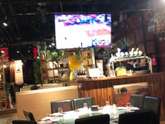 大堂-日进一片海.生腌海鲜火锅.宵夜烧烤(三里屯总店)