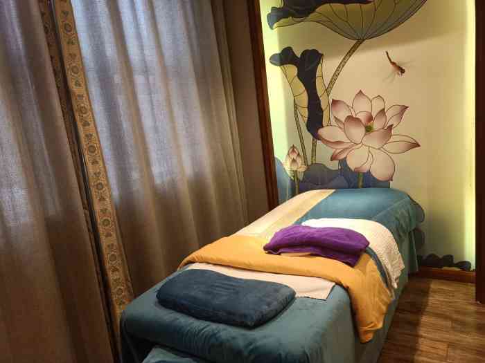 悦舍美容会所-"【项目】按摩店铺位置很准跟地图就能找到.