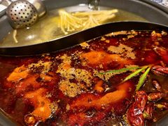 -旧街市鲜货老火锅(大光路店)