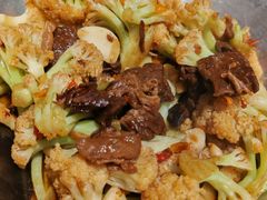 -黄泥岗·地道湖北菜(奥特莱斯店)