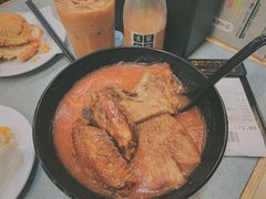 番茄浓汤鸡翅猪扒通粉-华嫂冰室(尖沙咀店)