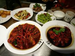 -龙巢盱眙龙虾·牛蛙·烧烤宵夜(八卦岭店)