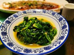 清炒菠菜-漫渡庄绿岛花园•隐世庭园菜(滨湖店)